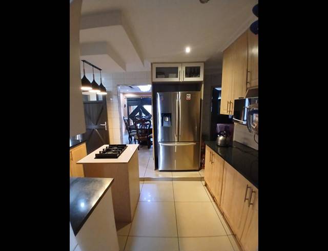 3 BEDROOM HOUSE FOR SALE IN RONDEBULT